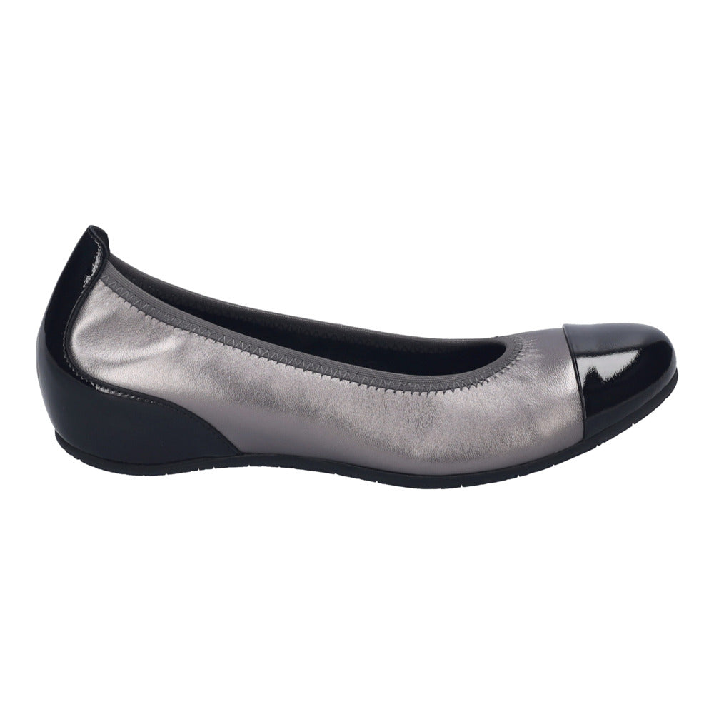 Florina 01 - Women's Flat | Josef Seibel
