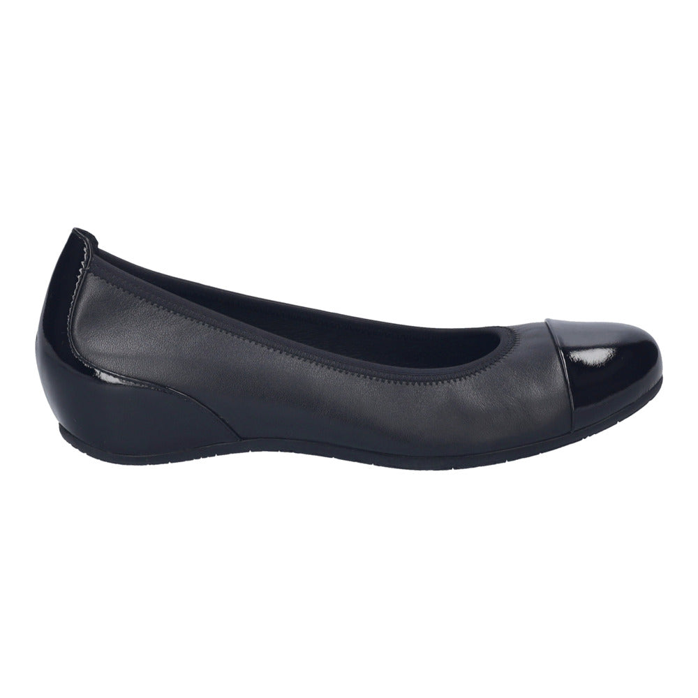 Florina 01 - Women's Flat | Josef Seibel