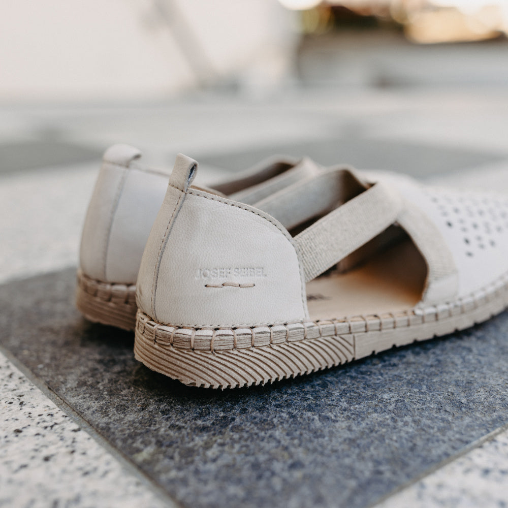 Sofie 44 - Women's Flat | Josef Seibel