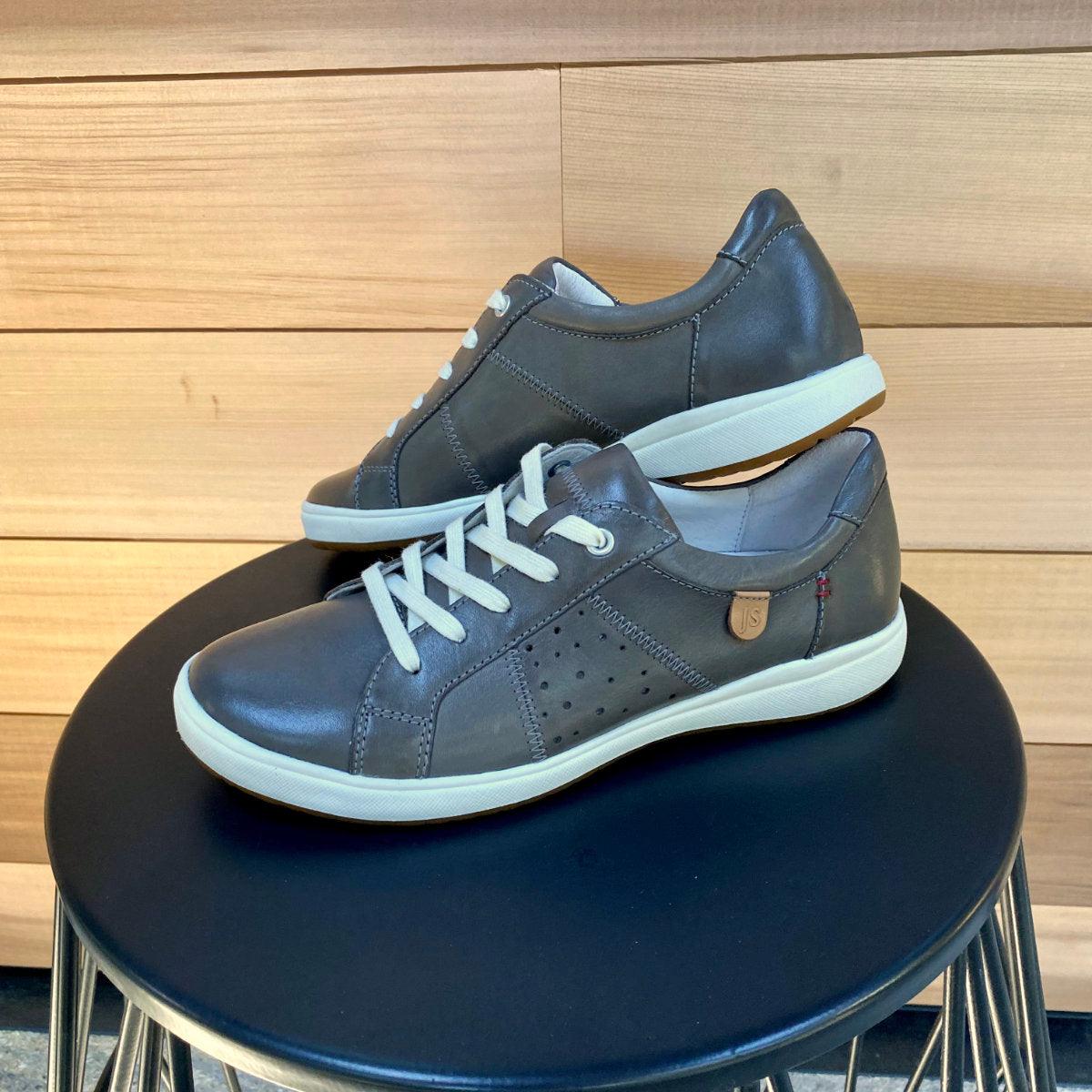 Caren 01 - Women's Sneaker | Josef Seibel