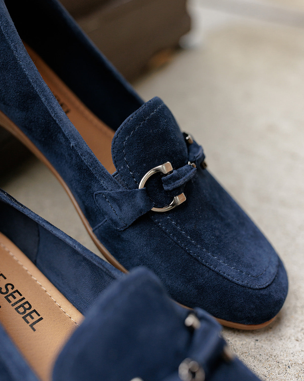 Fenja 34 | Women's Padded Suede Loafer Flat | JOSEF SEIBEL