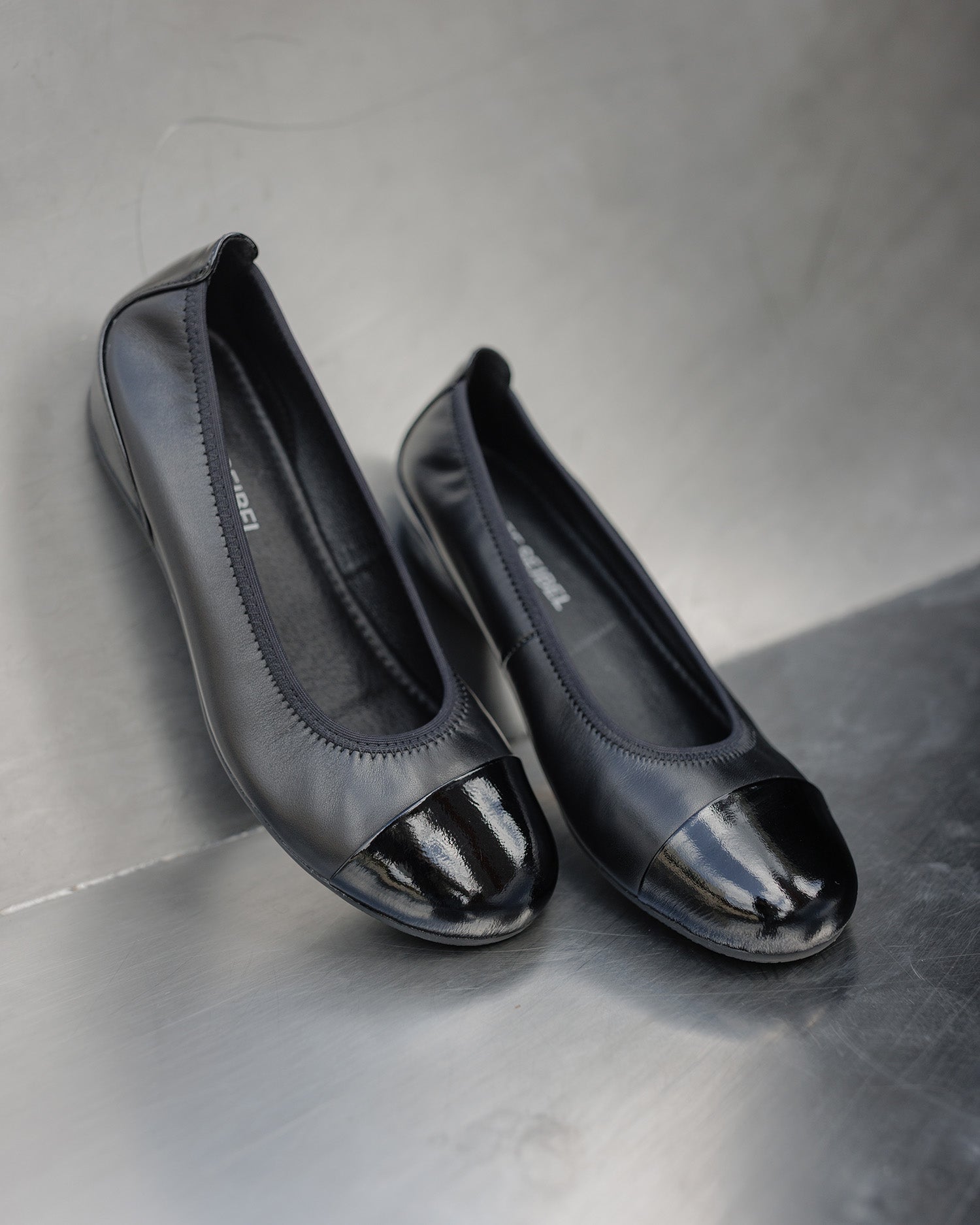 Florina 01 | Women's Leather Flat with Hidden Wedge | JOSEF SEIBEL