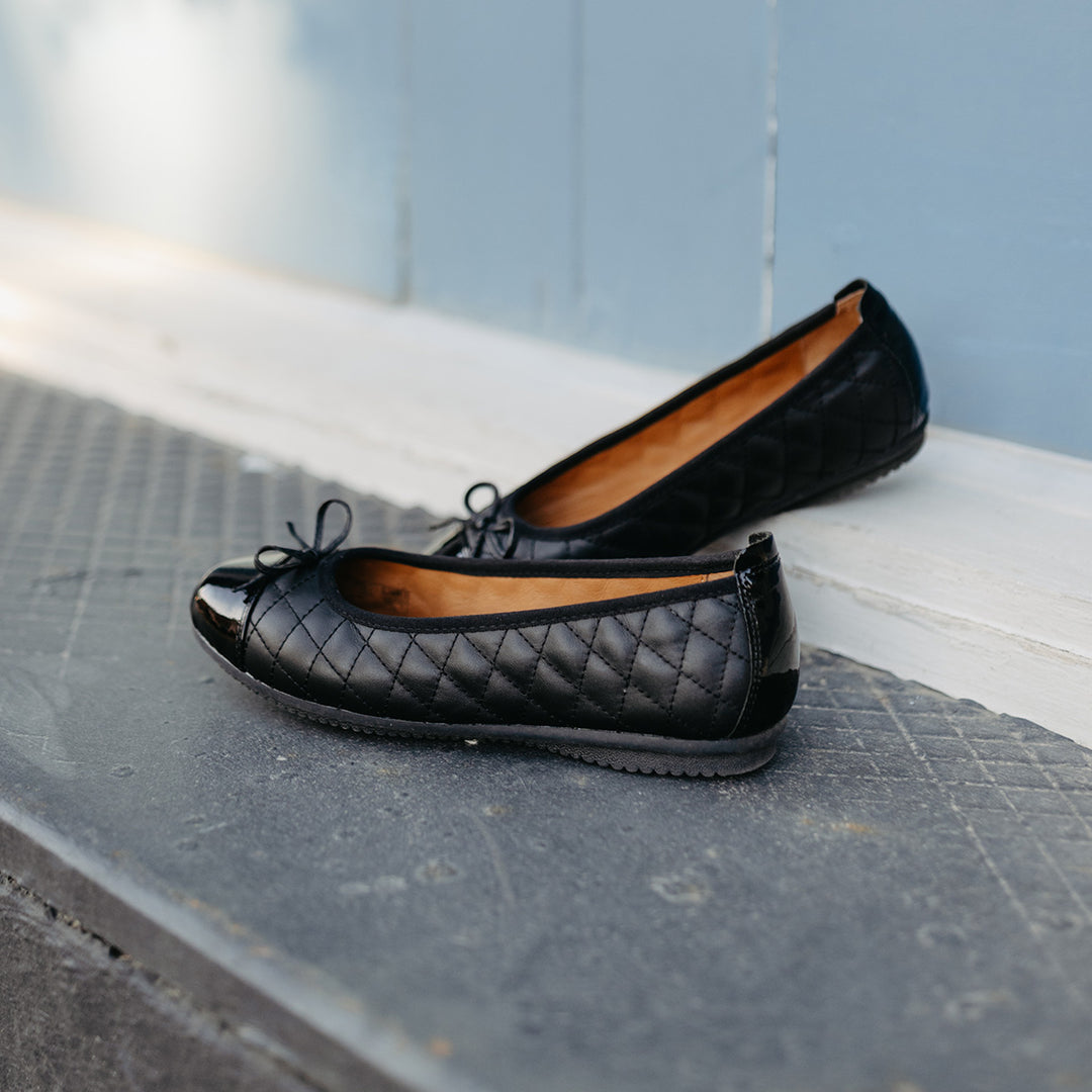 Pippa 76 - Women's Flat | Josef Seibel USA