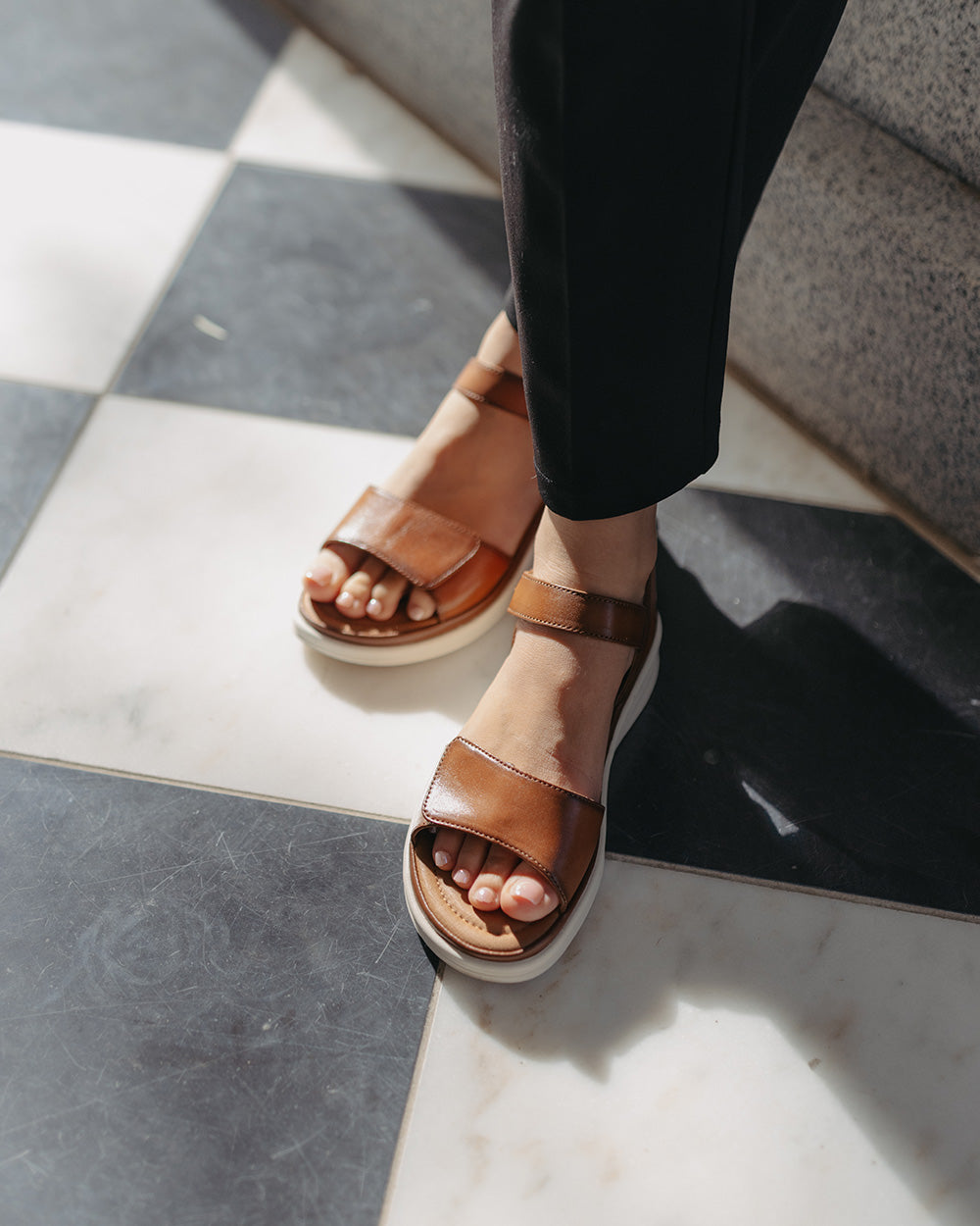 Sevran 01 | Women's Adjustable Leather Comfort Sandal | JOSEF SEIBEL